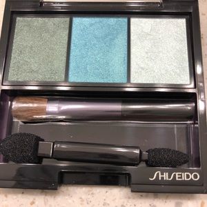 Shiseido Luminizing Eye Shadow